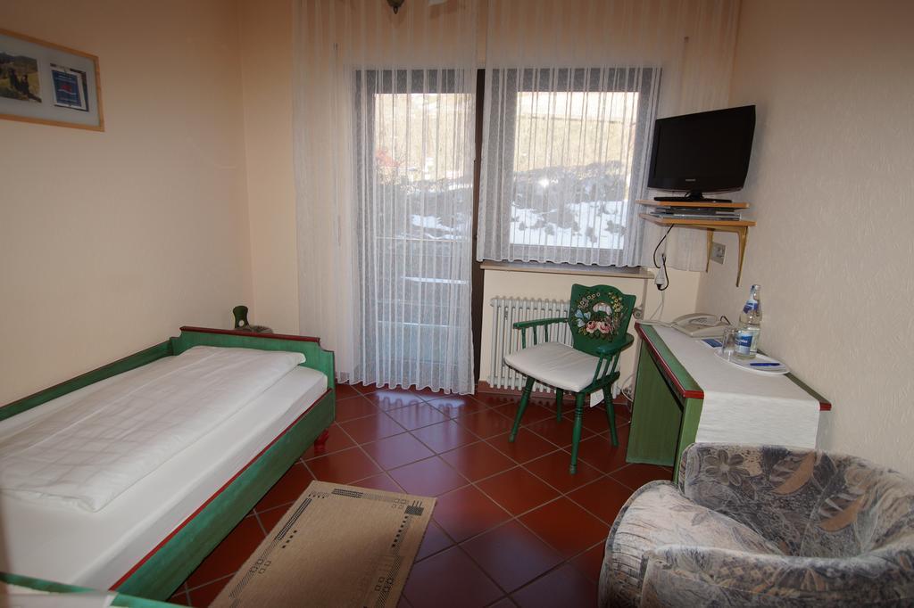 Hotel Hirsch Bad Peterstal-Griesbach Quarto foto